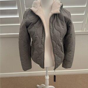 Roxy Size Small Light Green Quilted Jacket with Cream Soft Lining